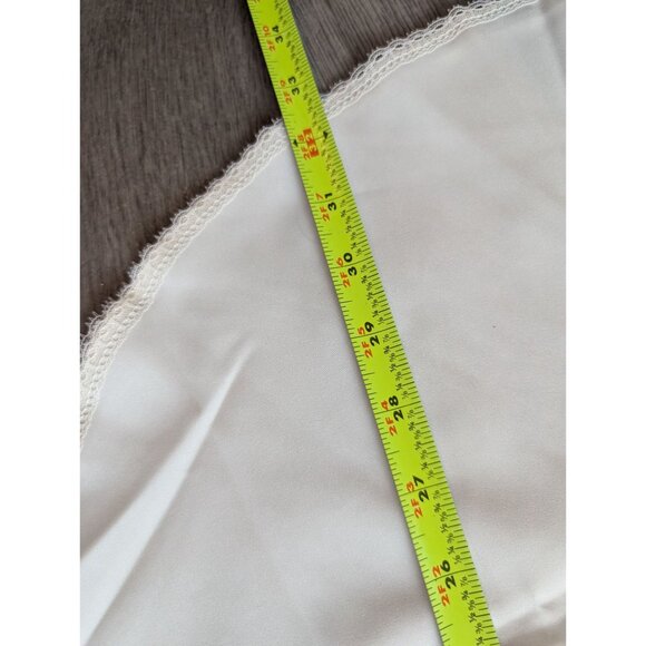 Vintage Ivory Lace Nightshirt Medium 12-14 Polyester With Floral Trim New - Picture 10 of 11